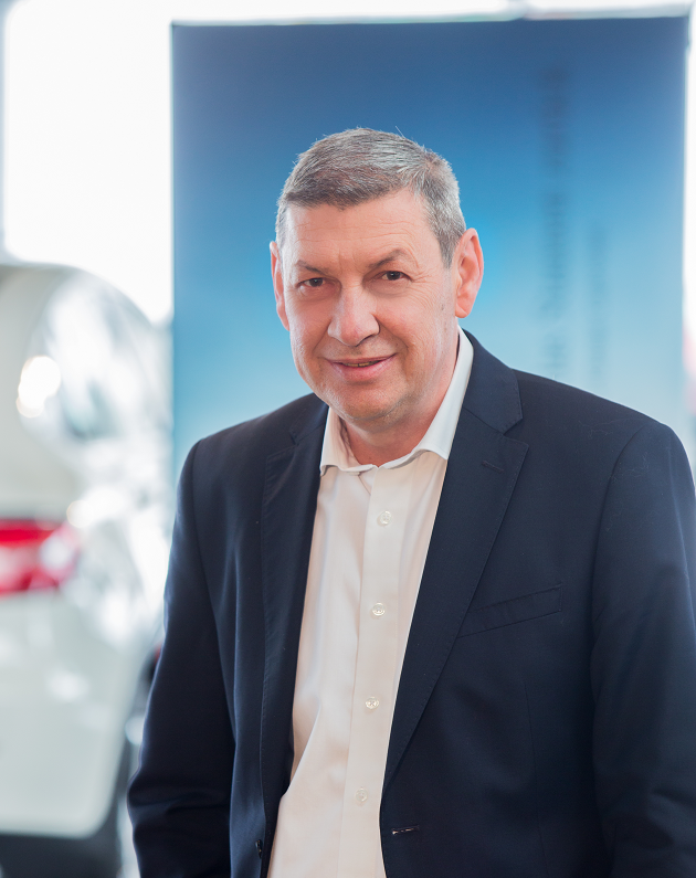 Peter Hoffmann, Verkauf Neufahrzeuge PKW